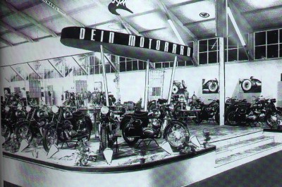 KTM-Stand auf der Wiener Frhjahrsmesse 1954