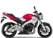 Sporttourer: SUZUKI GSR 600 2006