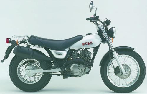 SUZUKI RV 125 2003, Silber