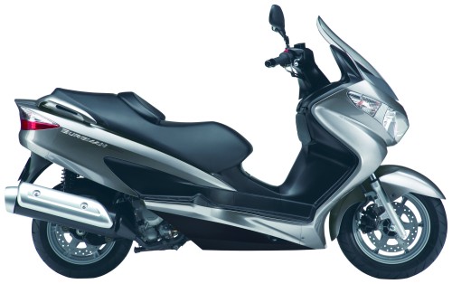 SUZUKI UH 200 2008, Silber