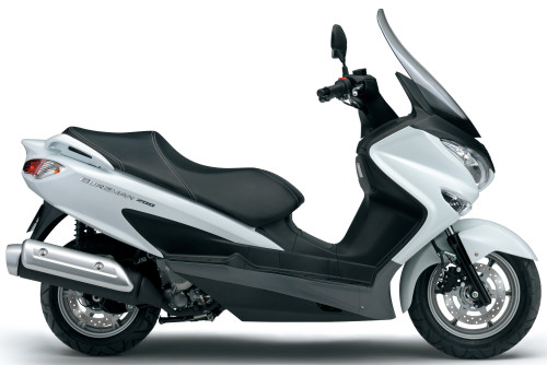 SUZUKI UH 200 A 2015, Weiss