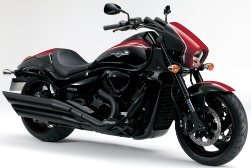 SUZUKI VZR 1800 MBZ 2015, Schwarz-Rot